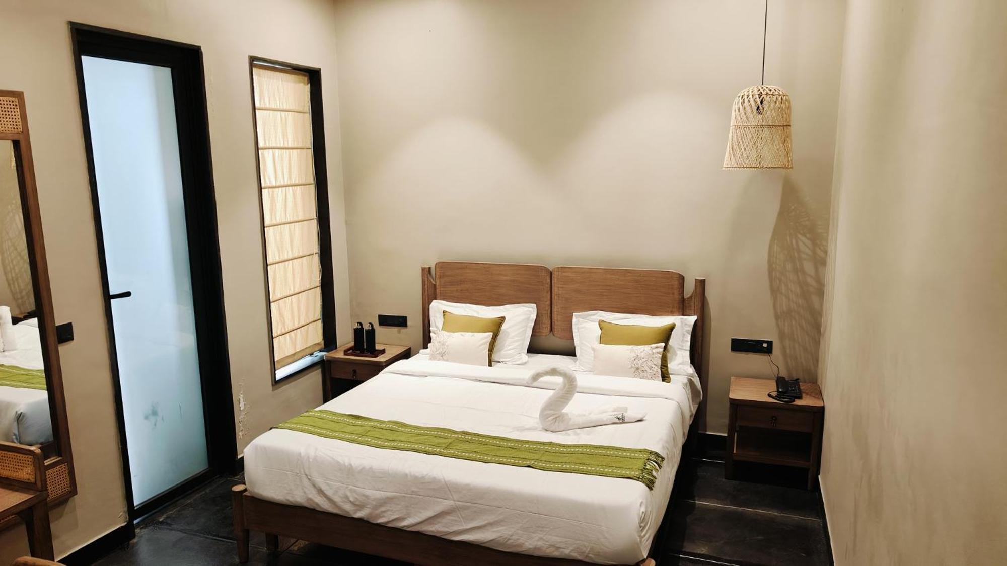 Hotel The Bali House Bhopal Exterior foto